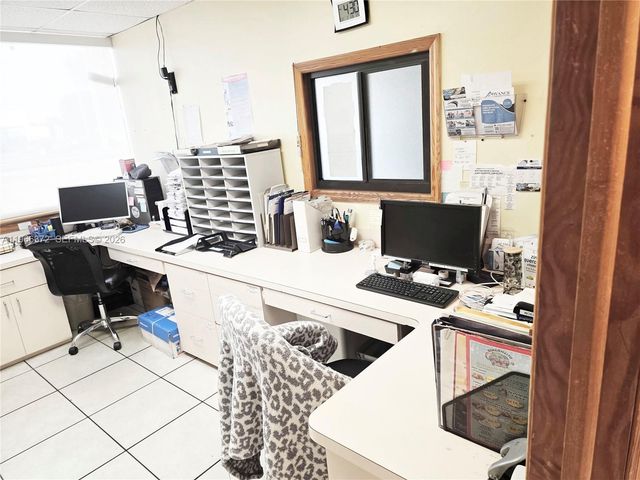 8080 W Flagler St, Miami, FL 33144