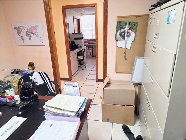 8080 W Flagler St, Miami, FL 33144