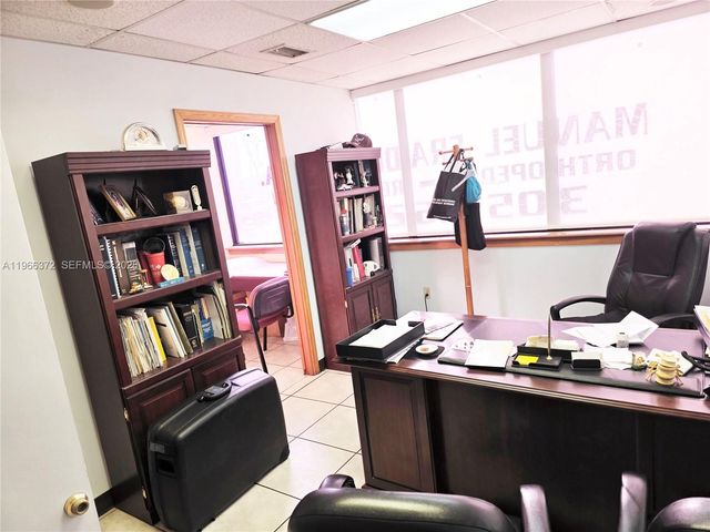 8080 W Flagler St, Miami, FL 33144