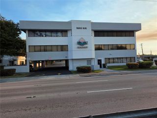 8080 W Flagler St, Miami, FL 33144