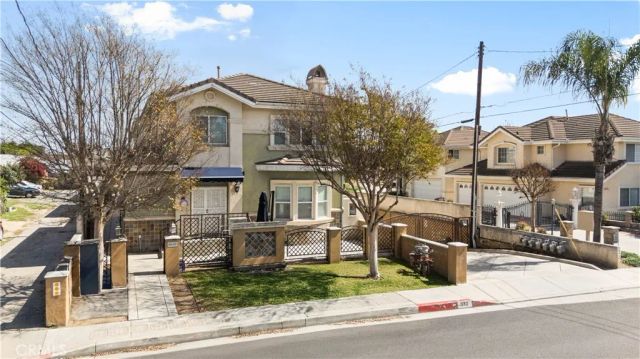 332 S Orange E, Monterey Park, CA 91755