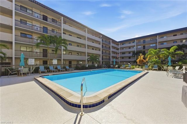 2121 Collier AVE 102, Fort Myers, FL 33901