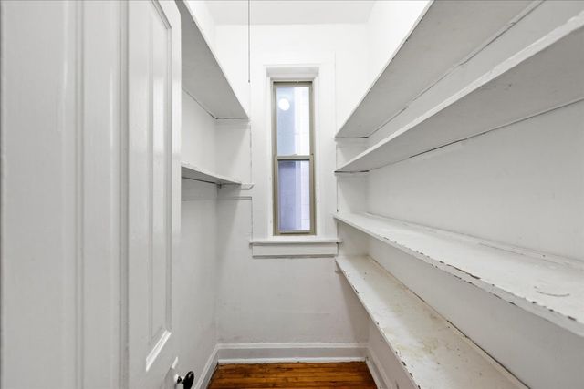 1013 N Winchester Avenue 1, Chicago, IL 60622