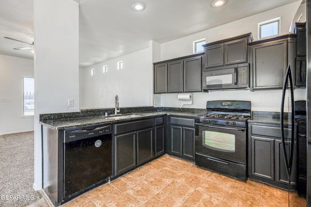 14589 FRIESIAN Trail, El Paso, TX 79938