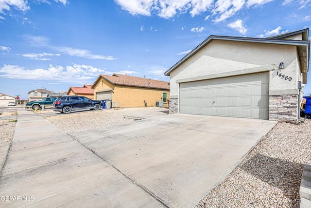 14589 FRIESIAN Trail, El Paso, TX 79938