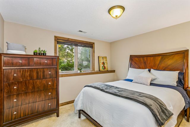 2550 N Rosemont Ct, Wichita, KS 67228