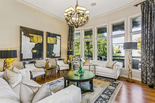 2550 N Rosemont Ct, Wichita, KS 67228