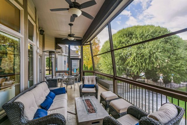 2550 N Rosemont Ct, Wichita, KS 67228