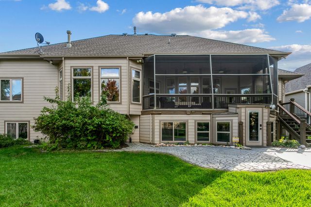 2550 N Rosemont Ct, Wichita, KS 67228