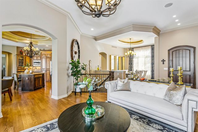 2550 N Rosemont Ct, Wichita, KS 67228