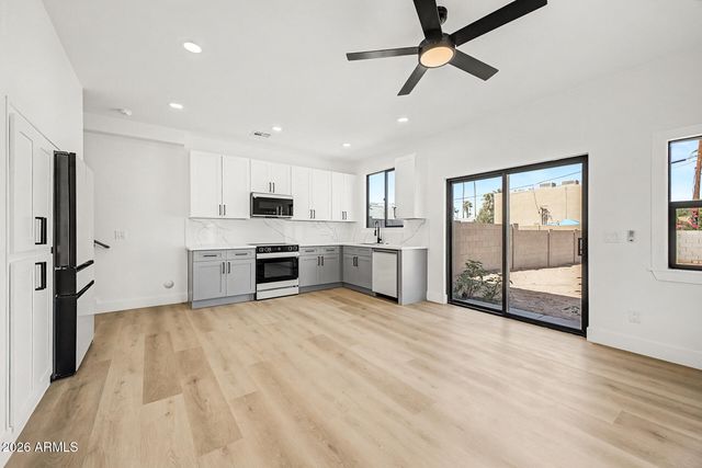 920 E PASADENA Avenue 2, Phoenix, AZ 85014