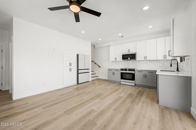 920 E PASADENA Avenue 2, Phoenix, AZ 85014