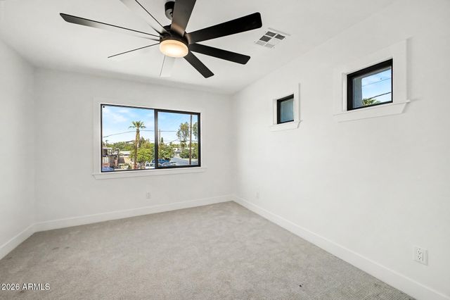 920 E PASADENA Avenue 2, Phoenix, AZ 85014