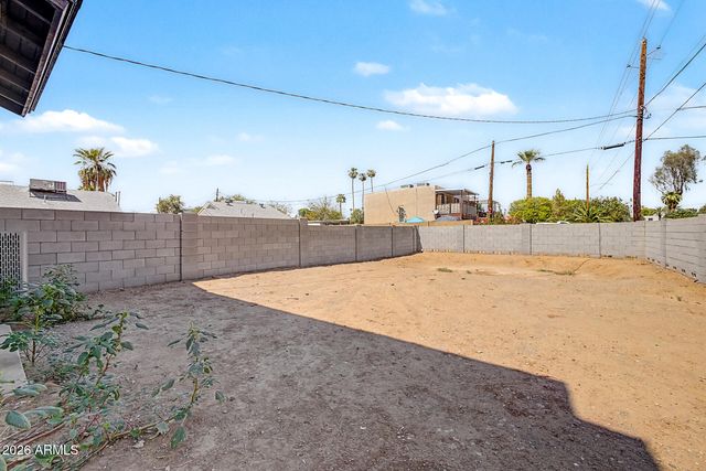 920 E PASADENA Avenue 2, Phoenix, AZ 85014