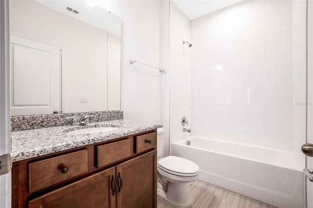 4438 LIONS GATE AVENUE, Clermont, FL 34711