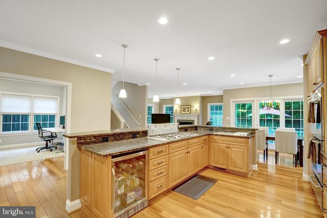 117 W GEORGE MASON RD, Falls Church, VA 22046