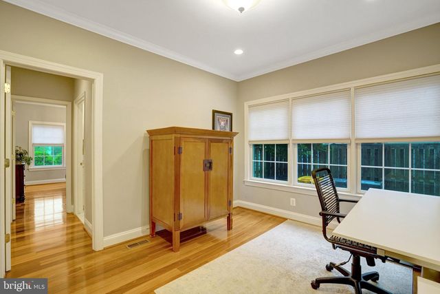 117 W GEORGE MASON RD, Falls Church, VA 22046