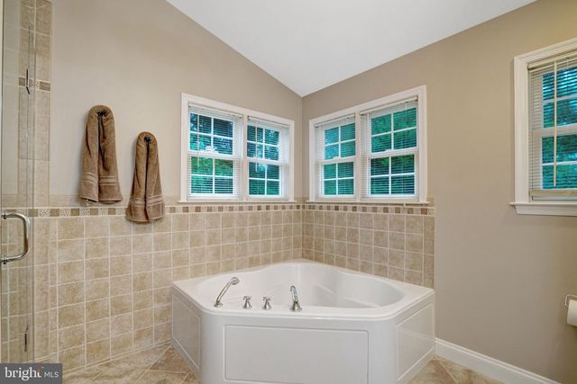 117 W GEORGE MASON RD, Falls Church, VA 22046