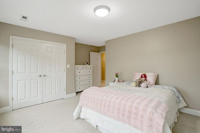117 W GEORGE MASON RD, Falls Church, VA 22046