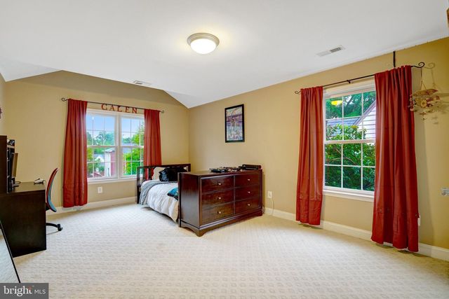 117 W GEORGE MASON RD, Falls Church, VA 22046