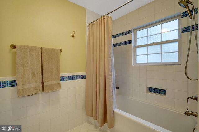 117 W GEORGE MASON RD, Falls Church, VA 22046