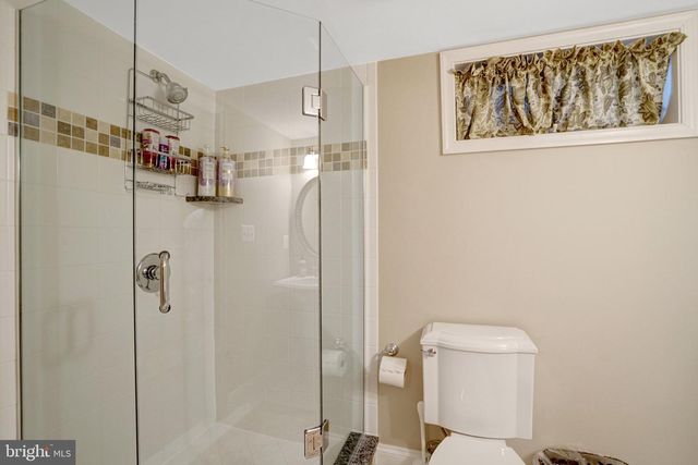 117 W GEORGE MASON RD, Falls Church, VA 22046