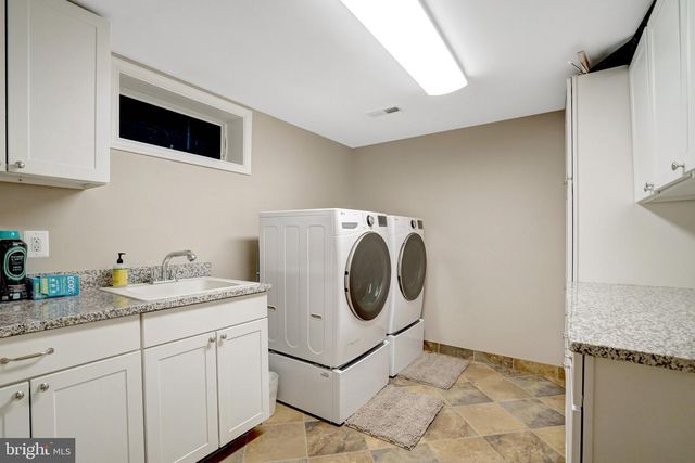 117 W GEORGE MASON RD, Falls Church, VA 22046