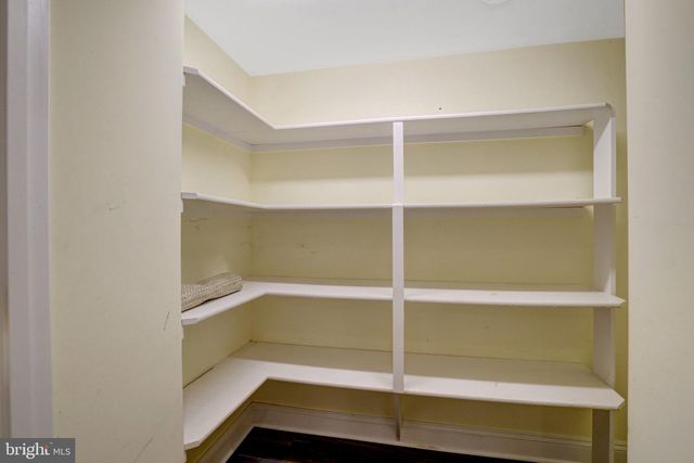 117 W GEORGE MASON RD, Falls Church, VA 22046