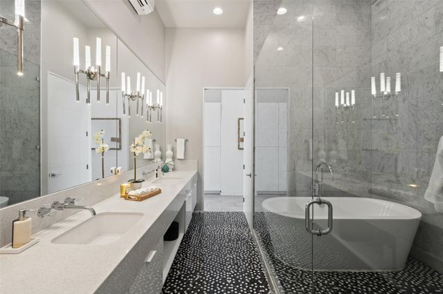 1904 Yaupon Valley RD, West Lake Hills, TX 78746