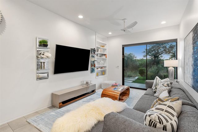 1904 Yaupon Valley RD, West Lake Hills, TX 78746