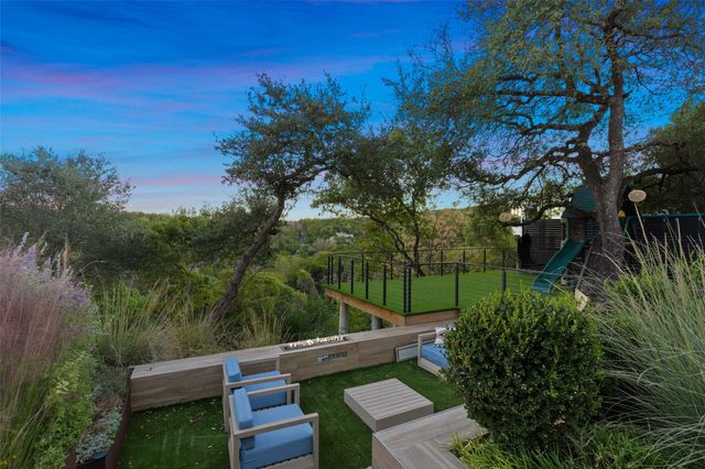 1904 Yaupon Valley RD, West Lake Hills, TX 78746