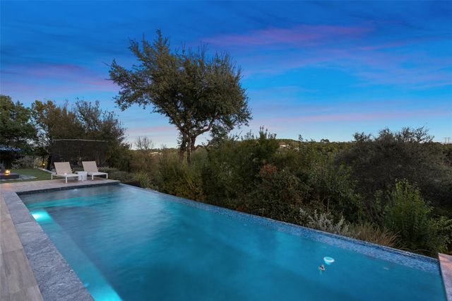 1904 Yaupon Valley RD, West Lake Hills, TX 78746