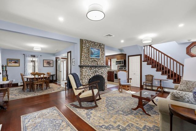 47 Nanumett St, Wareham, MA 02532