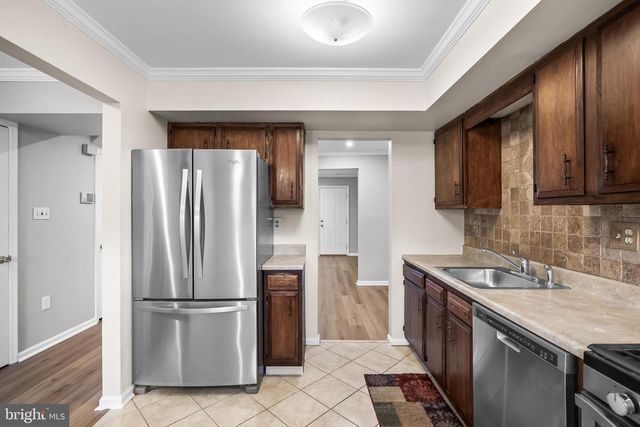 13 HOPEWELL LN, Sicklerville, NJ 08081