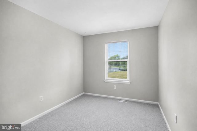 13 HOPEWELL LN, Sicklerville, NJ 08081