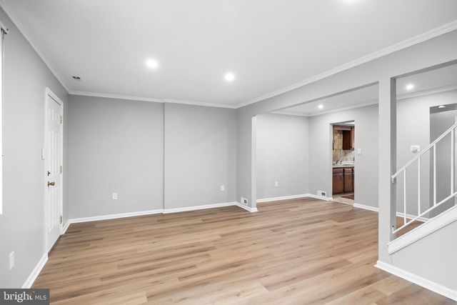 13 HOPEWELL LN, Sicklerville, NJ 08081