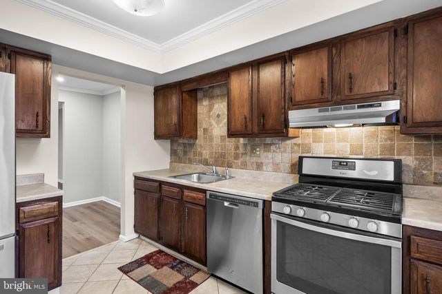13 HOPEWELL LN, Sicklerville, NJ 08081