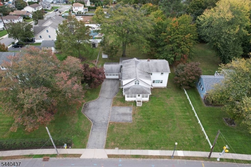 61 Newark Pompton Tpke, Riverdale Boro, NJ 07457