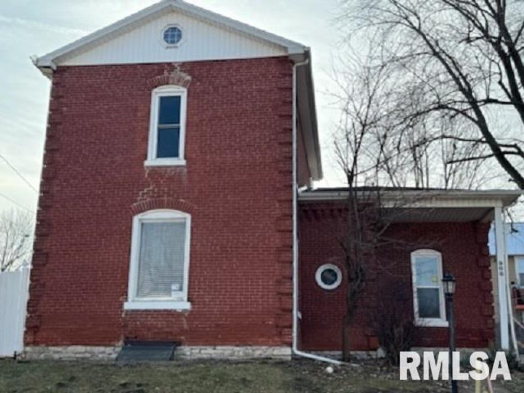 908 SPRUCE Street, Quincy, IL 62301