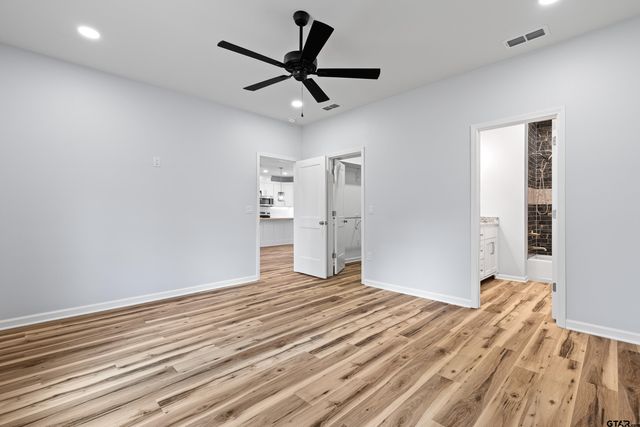 9934 Bob O Link Rd, Gladewater, TX 75647