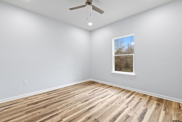 9934 Bob O Link Rd, Gladewater, TX 75647