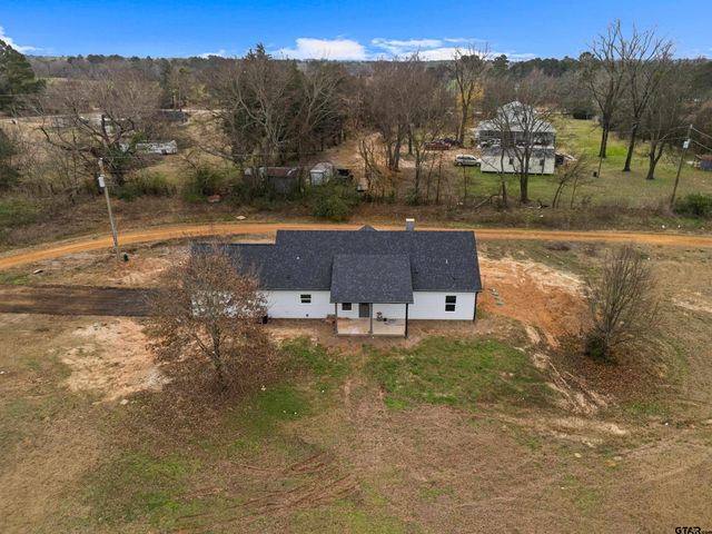 9934 Bob O Link Rd, Gladewater, TX 75647