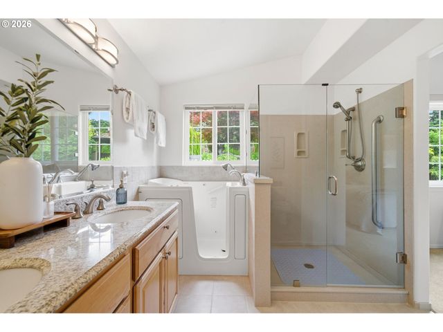 1500 Nw GREGORY Dr, Vancouver, WA 98665