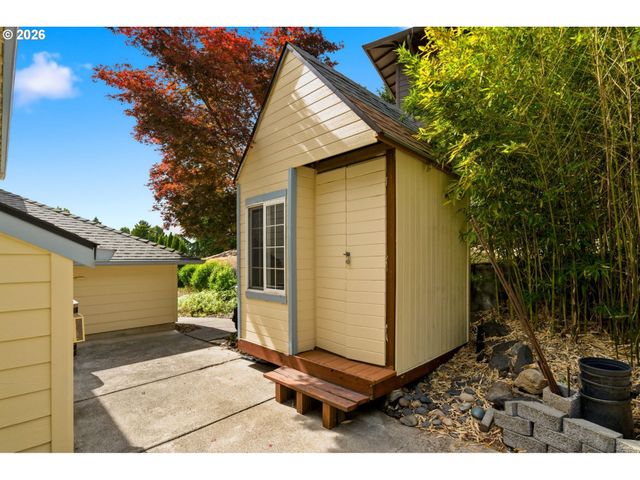 1500 Nw GREGORY Dr, Vancouver, WA 98665
