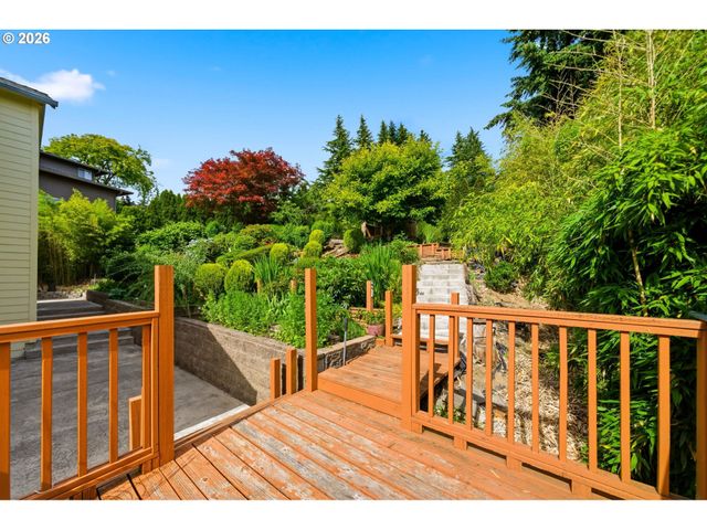 1500 Nw GREGORY Dr, Vancouver, WA 98665