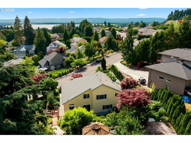1500 Nw GREGORY Dr, Vancouver, WA 98665