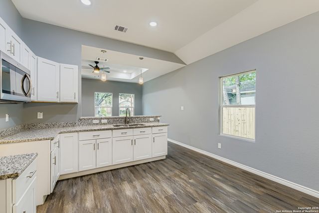 226 Frost, San Antonio, TX 78201