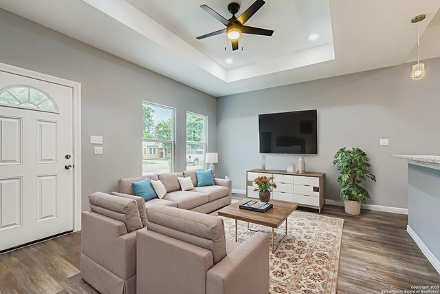 226 Frost, San Antonio, TX 78201