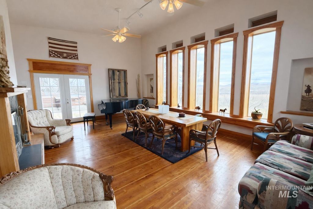 2050 E Medicine Wheel Ln, King Hill, ID 83633 photo 7