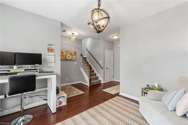 4585 Totteridge LN, Virginia Beach, VA 23462
